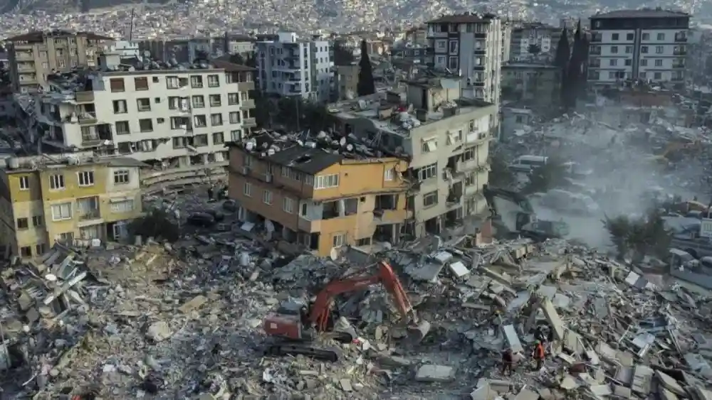 Earth-Quake